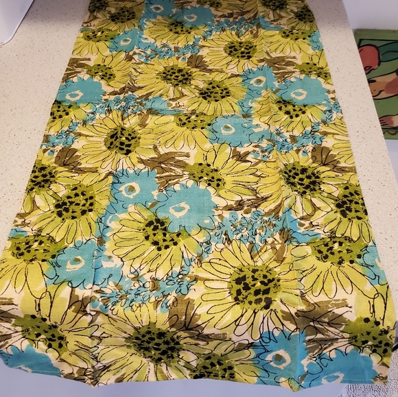 Mid-century floral dish towel - Picture 3 of 6